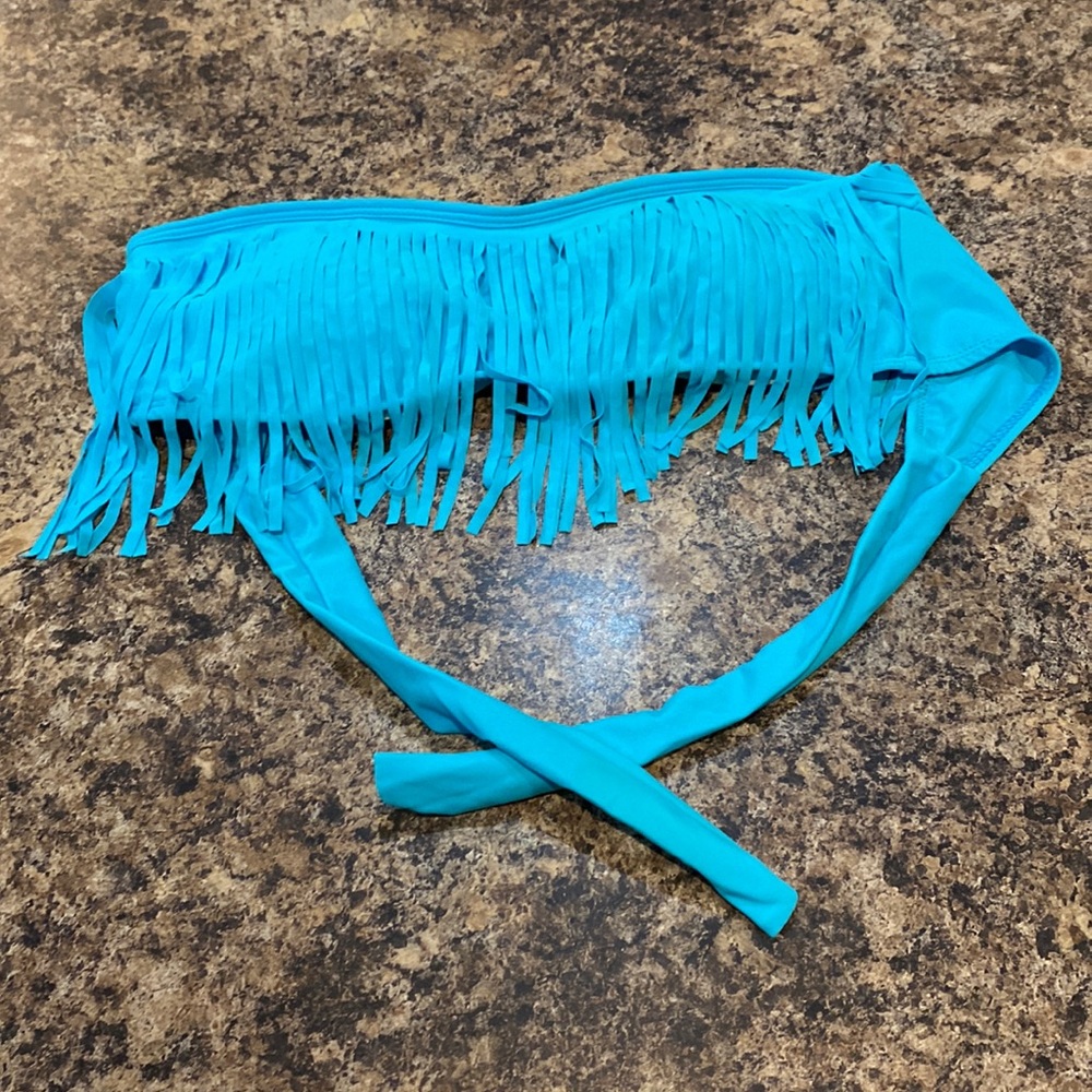 Women’s bikini top only size large never worn